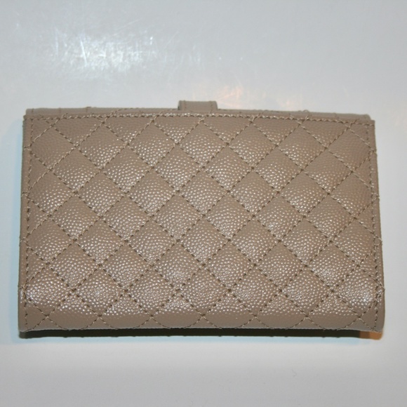 New YSL Saint Laurent Monogram Matelasse Envelope Wallet - Picture 2 of 6